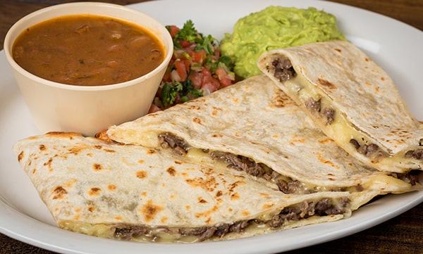 Quesadilla Gigante